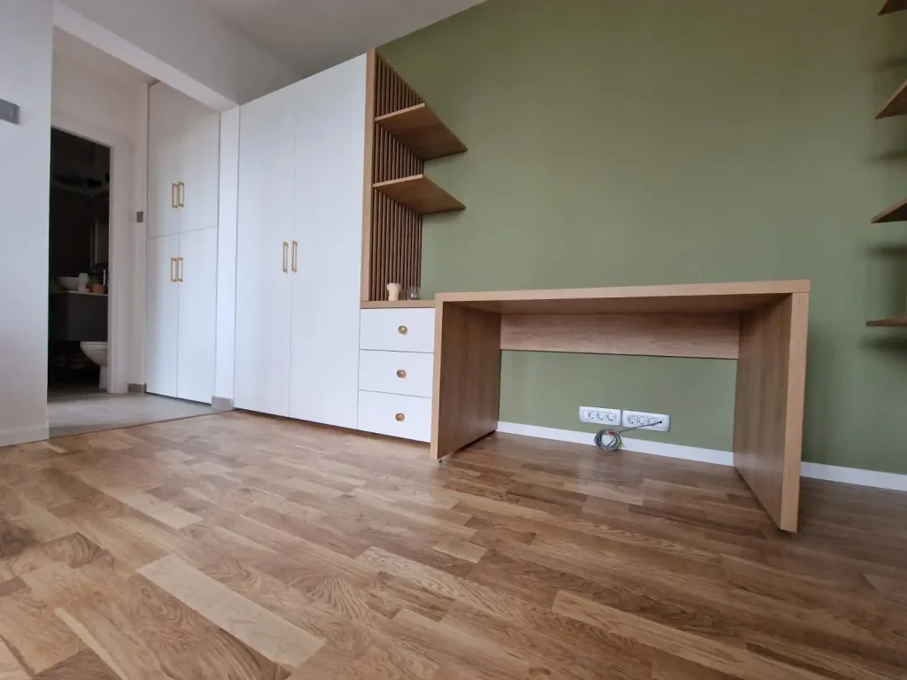 Mobilier birou din pal la comanda