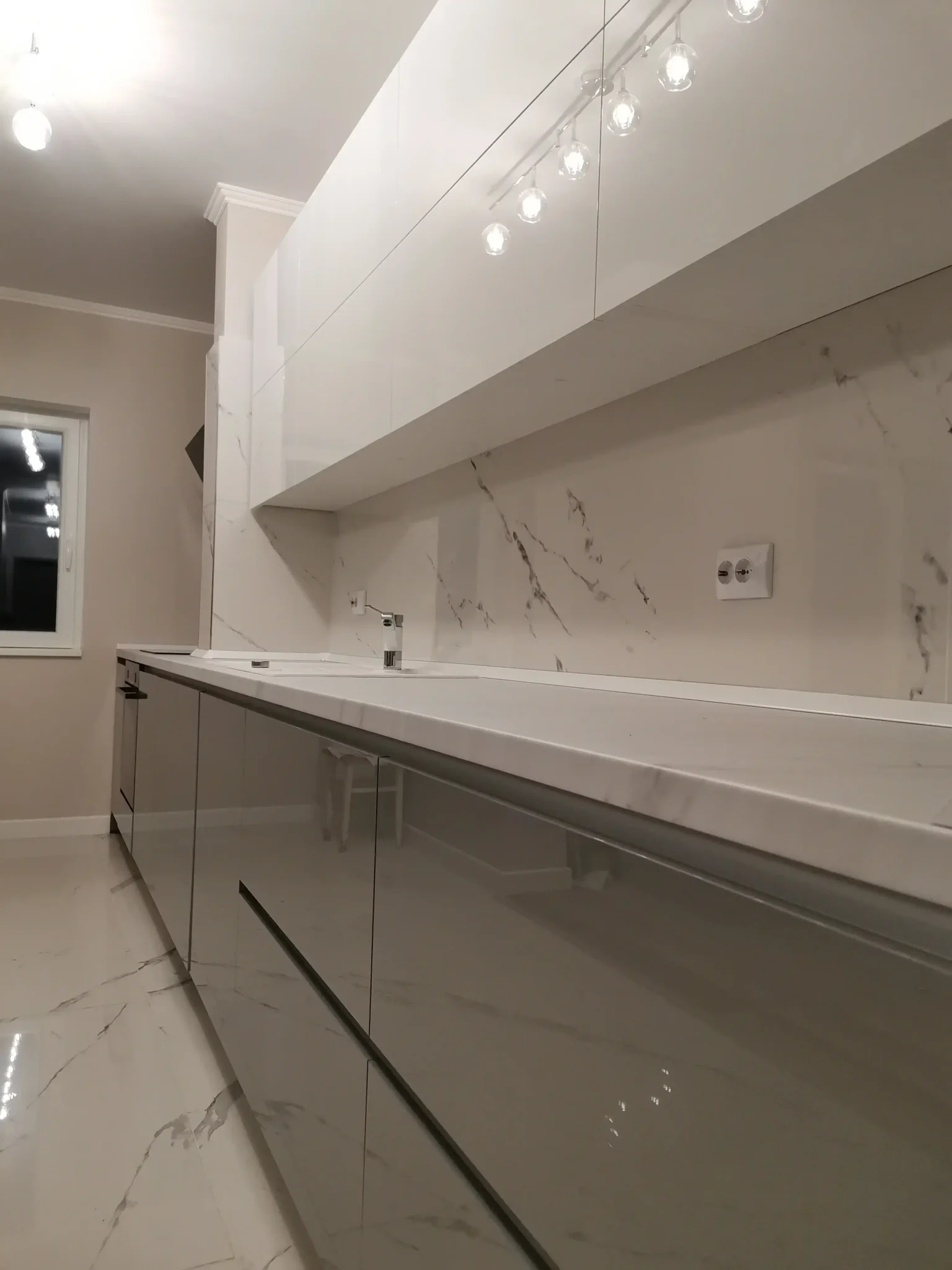 mobilier-bucatarie-moderna