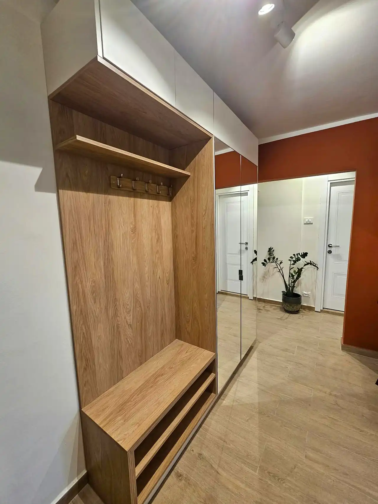 Mobilier hol la comanda din pal